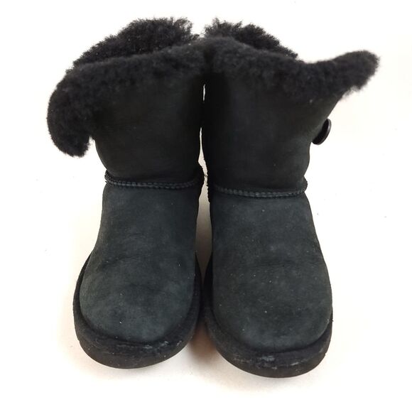 UGG Girls Bailey Button II Mini Boots Black Sheepskin Youth Size 2 #05006076 - Picture 1 of 11